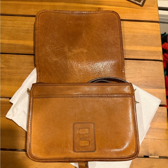 *Project Tan/Brown Vintage Leather Coach Crossbody Bag - Picture 7 of 11